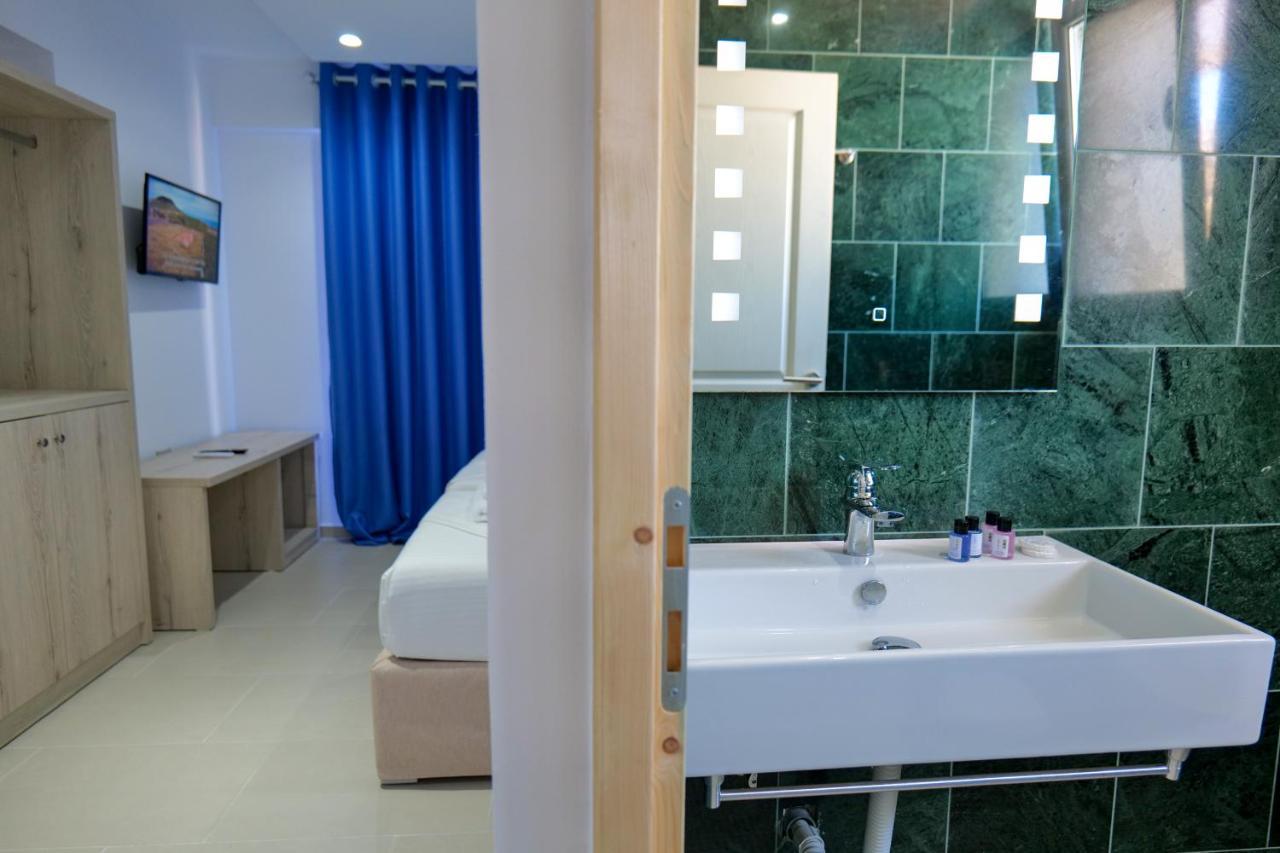 Sea View Hotel Saranda Kültér fotó